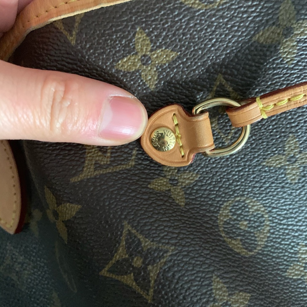 SOLD 💕 Louis Vuitton Neverfull GM - Authentic - Picture 7 of 16